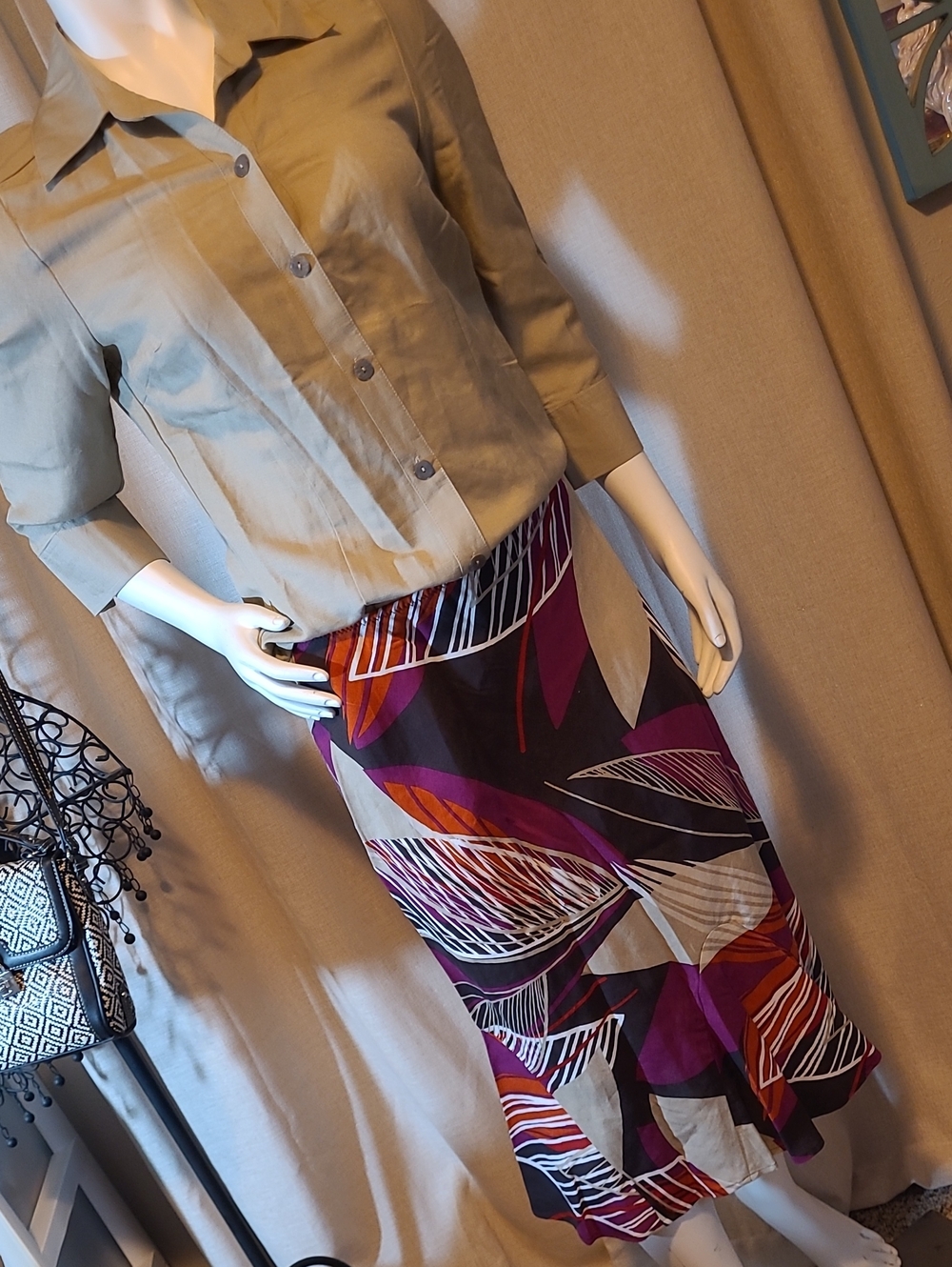 East 5th Beige Linen Blend Blouse With Colorful Skirt Set.